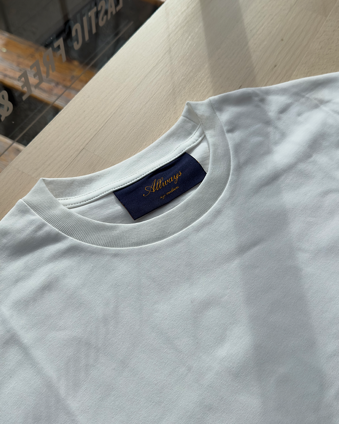 Essential T-Shirt White